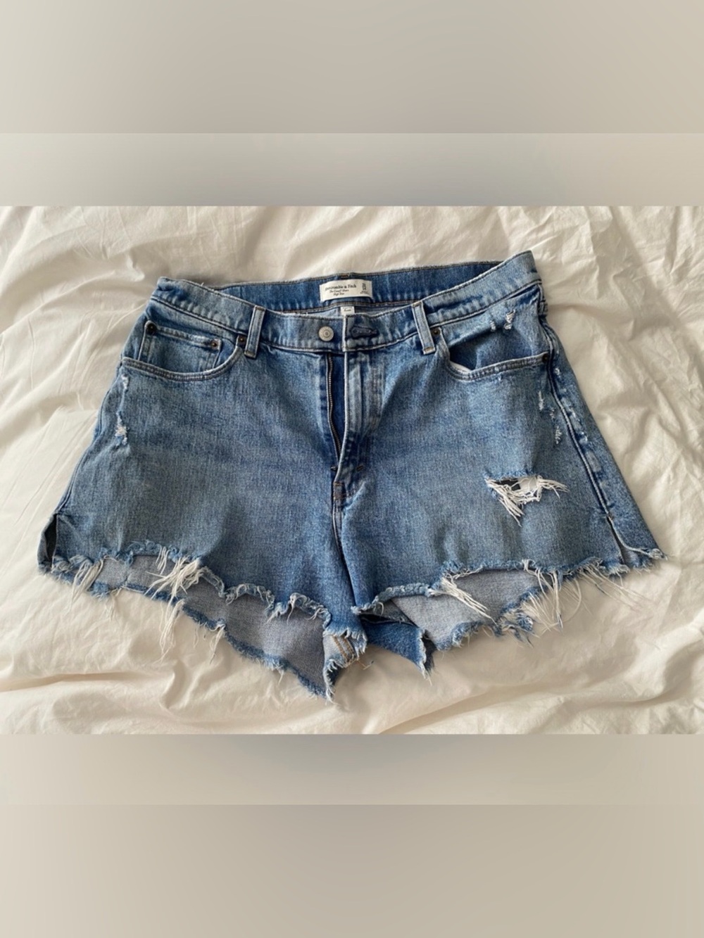 Abercrombie & Fitch Curve Love The Cutoff Short High Rise